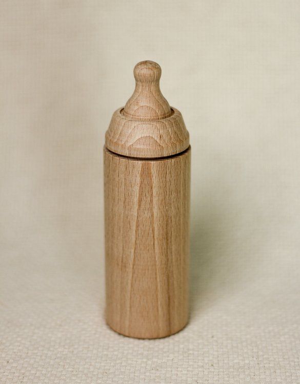 butelka drewniana dla lalki